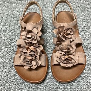 Naturalizer Soul Women’s Sandals in Taupe size 7